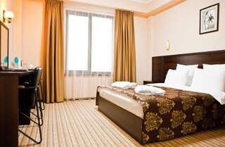Отель Отель Best Western Plus Atakent Park Алматы Двухместный номер «Мини» с 1 кроватью — Для курящих-4